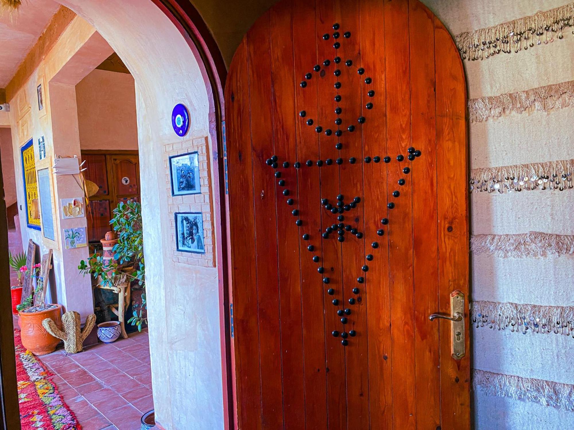 Ayouze Auberge Ait Benhaddou Esterno foto