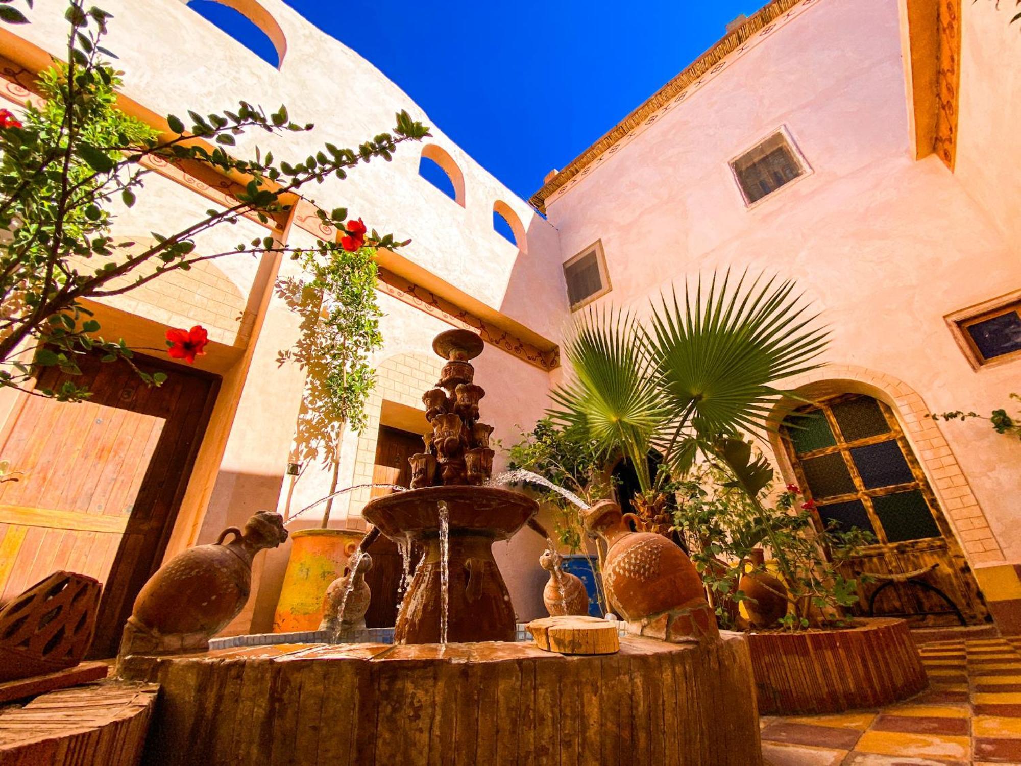 Ayouze Auberge Ait Benhaddou Esterno foto